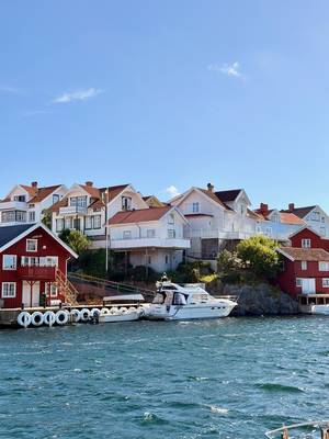 Houses and boats