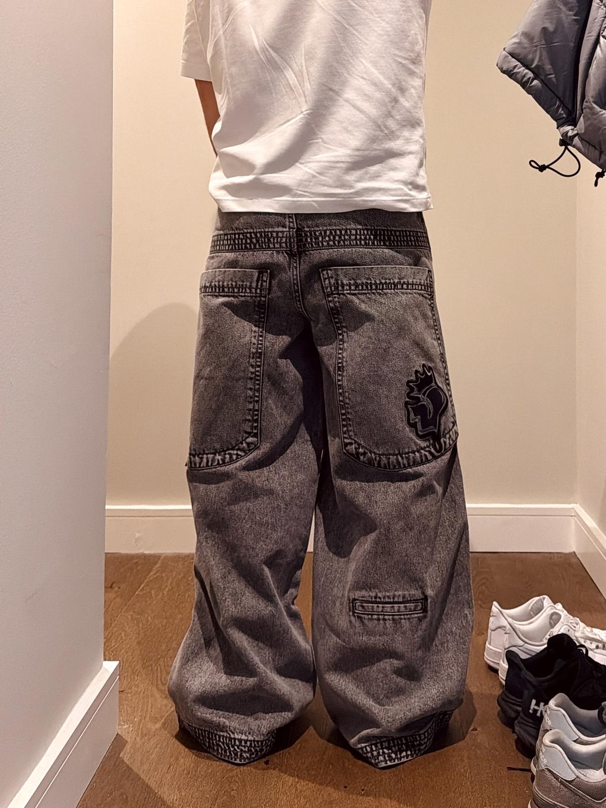 JNCO Jester up close